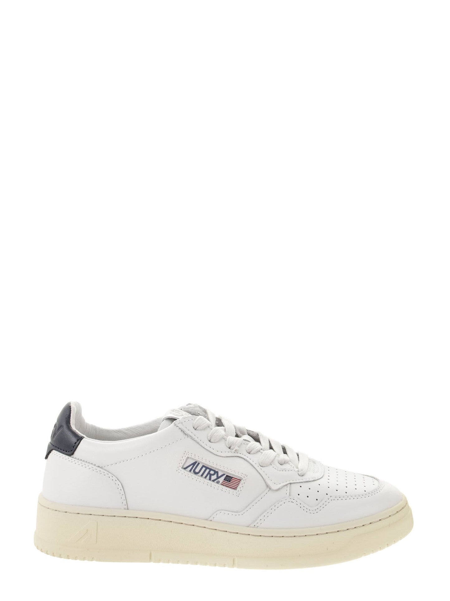 Autry Medalist Low Leather Sneakers