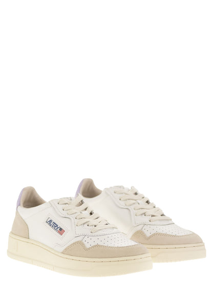 Autry Medalist Low Leather Sneakers